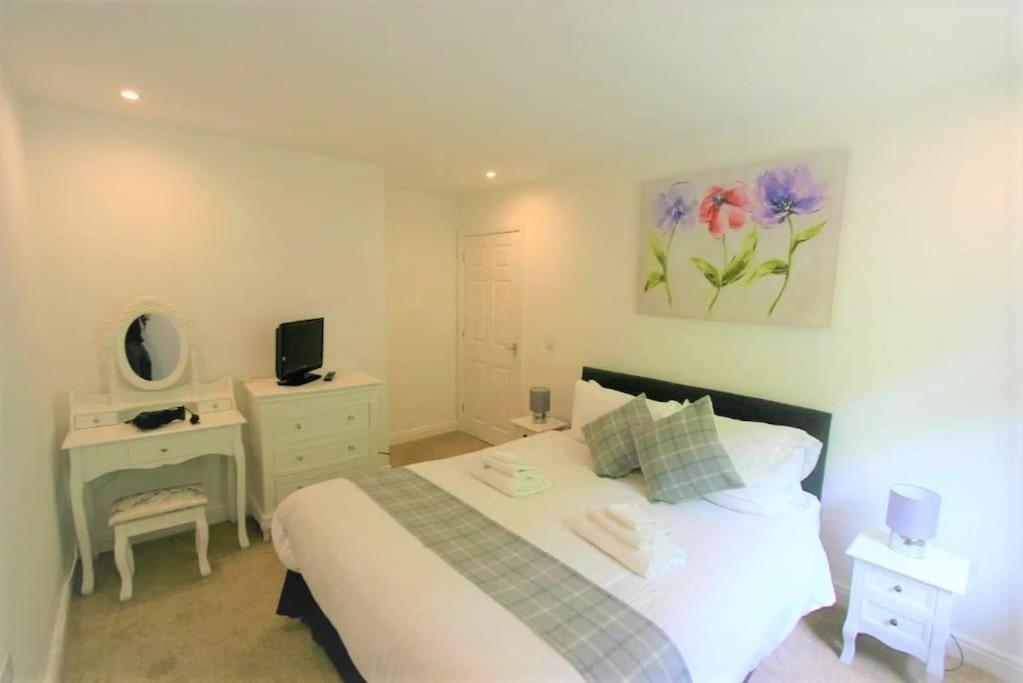 Beautiful Loch Side Apartment With Panoramic Views Fort William Kültér fotó