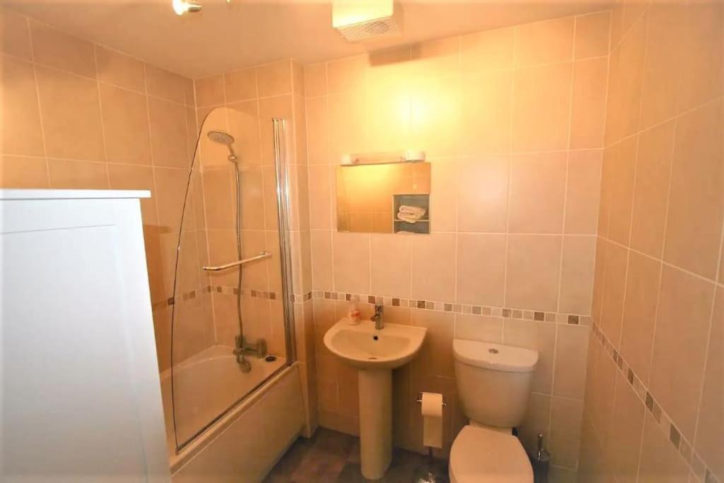 Beautiful Loch Side Apartment With Panoramic Views Fort William Kültér fotó