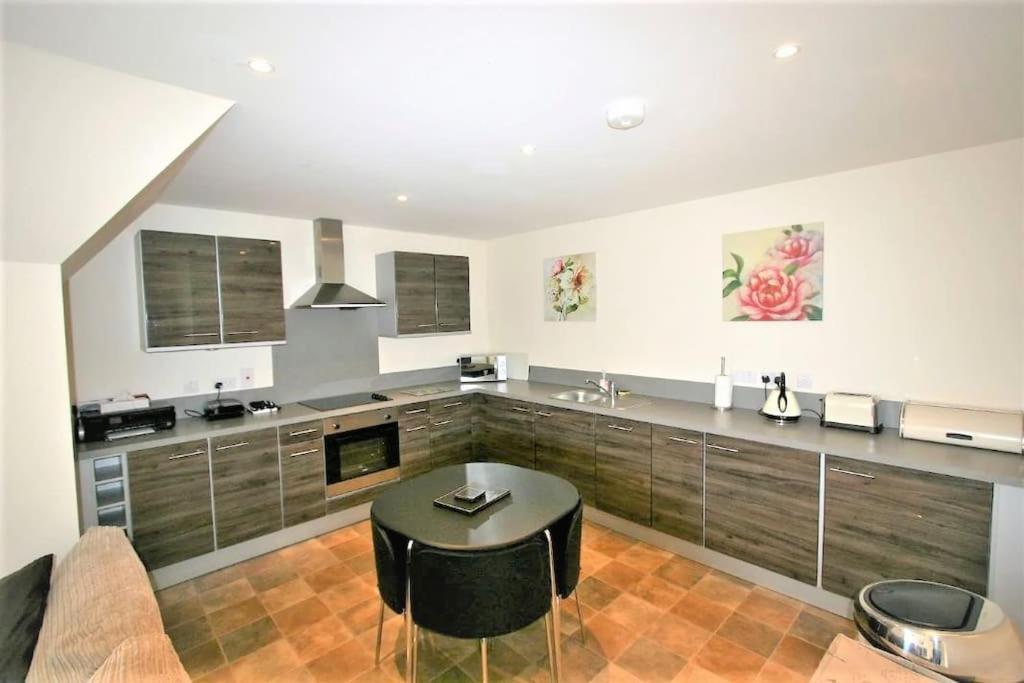 Beautiful Loch Side Apartment With Panoramic Views Fort William Kültér fotó